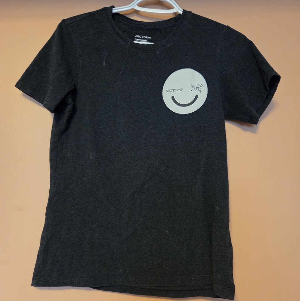 Arc'teryx tshirt XS